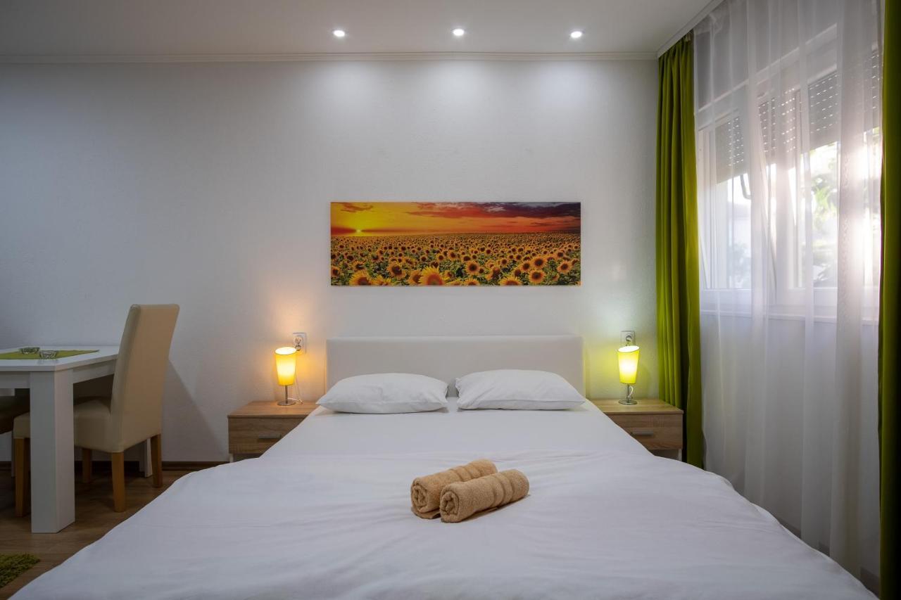 Apartments Sweet Dreams Требинье Экстерьер фото