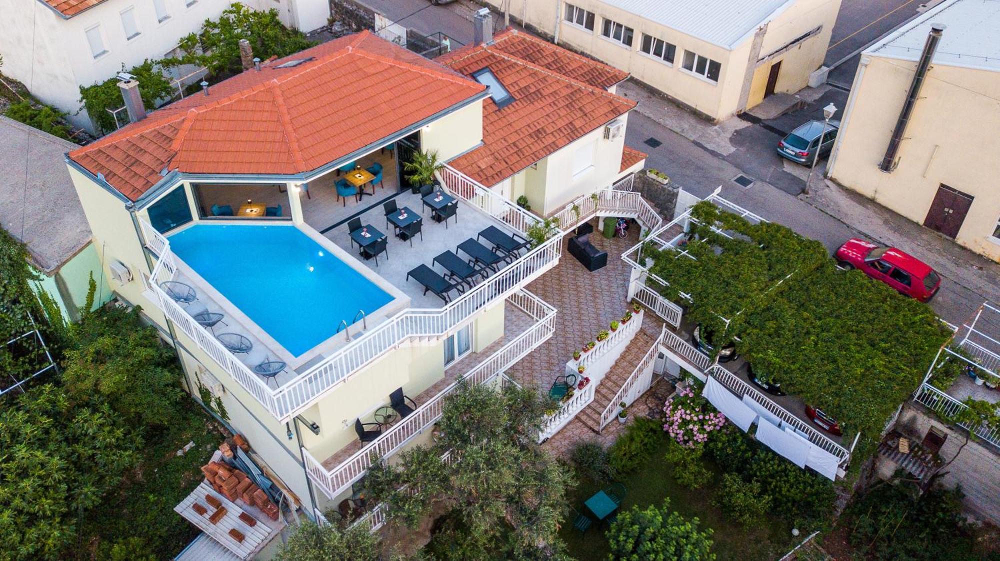 Apartments Sweet Dreams Требинье Экстерьер фото
