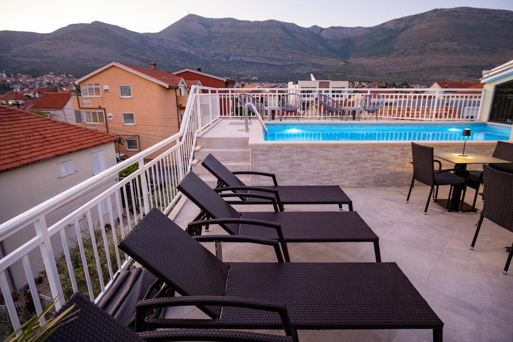 Apartments Sweet Dreams Требинье Экстерьер фото